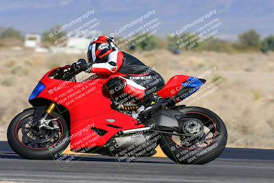 media/Feb-03-2024-SoCal Trackdays (Sat) [[767c60a41c]]/11-Turn 16 (2pm)/
